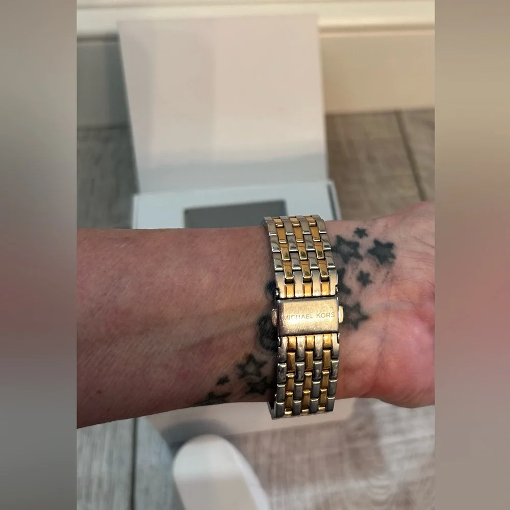 Michael Kors Gen 5E Darci Pavé Two-Tone Smart Watch